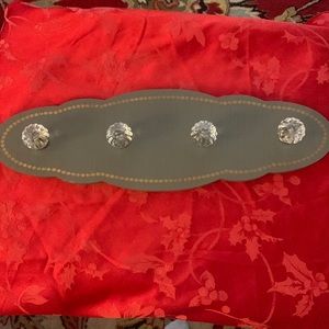 🔷 NEW Wall decor— perfect to display jewelry, light scarves, keys, etc